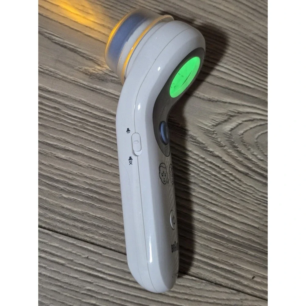 Braun Sensian‎ 5 Forehead Non Contact Thermometer BNT300